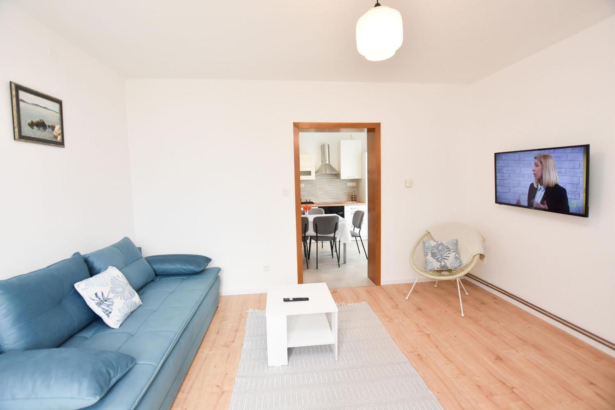 Apartments Dragica Примоштен Екстер'єр фото